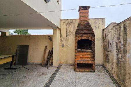 Casa à venda com 315m², 4 quartos e 2 vagasÁrea  - Churrasqueira