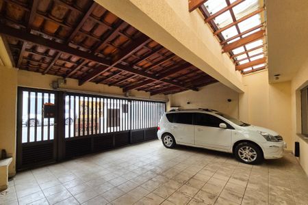 Casa à venda com 315m², 4 quartos e 2 vagasGaragem