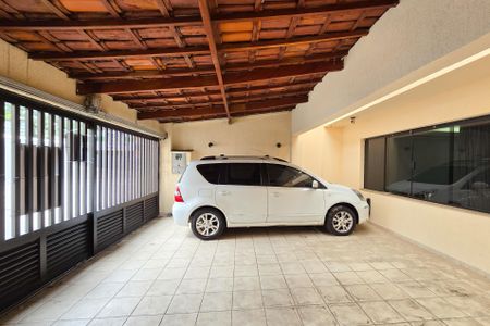 Casa à venda com 315m², 4 quartos e 2 vagasGaragem