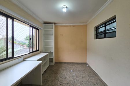Casa à venda com 315m², 4 quartos e 2 vagasEscritório - Quarto 2
