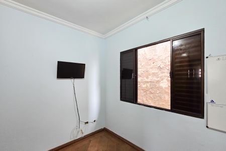 Casa à venda com 315m², 4 quartos e 2 vagasQuarto 1
