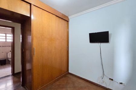 Casa à venda com 315m², 4 quartos e 2 vagasQuarto 1
