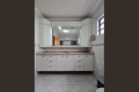 Casa à venda com 315m², 4 quartos e 2 vagasBanheiro Social