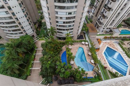 Apartamento à venda com 125m², 3 quartos e 3 vagas Apartamento à venda com 125m², 3 quartos e 3 vagasVista