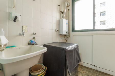 Apartamento à venda com 125m², 3 quartos e 3 vagas Apartamento à venda com 125m², 3 quartos e 3 vagasÁrea de Serviço