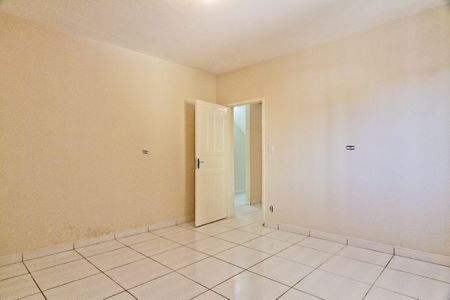 Quarto 1 de casa para alugar com 3 quartos, 200m² em Parque Peruche, São Paulo