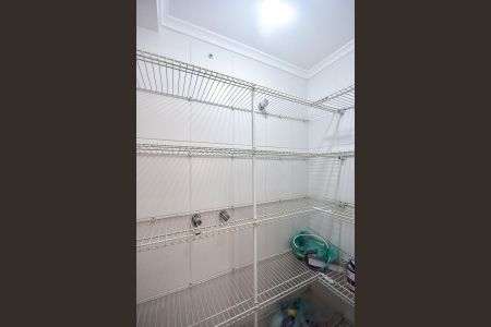 Apartamento à venda com 103m², 2 quartos e 2 vagasDespensa