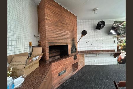 Apartamento à venda com 75m², 2 quartos e 1 vagaÁrea comum - Churrasqueira