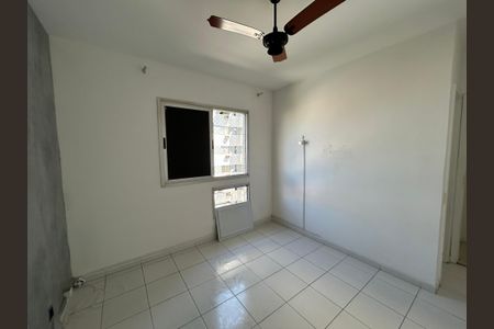 Apartamento à venda com 75m², 2 quartos e 1 vagaSuíte