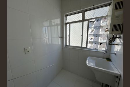 Apartamento à venda com 75m², 2 quartos e 1 vagaÁrea de Serviço