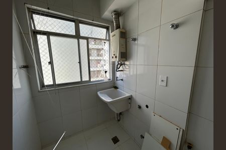 Apartamento à venda com 75m², 2 quartos e 1 vagaÁrea de Serviço