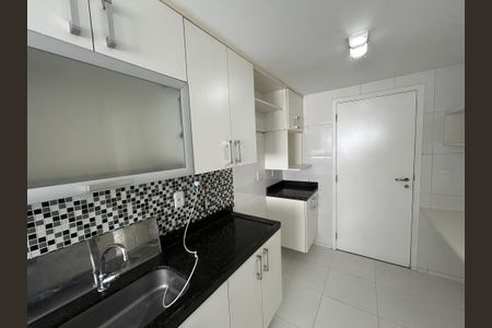 Apartamento à venda com 75m², 2 quartos e 1 vagaCozinha