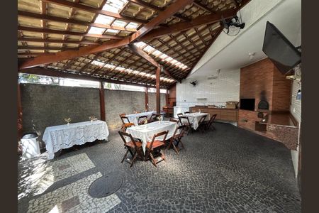 Apartamento à venda com 75m², 2 quartos e 1 vagaÁrea comum - Churrasqueira