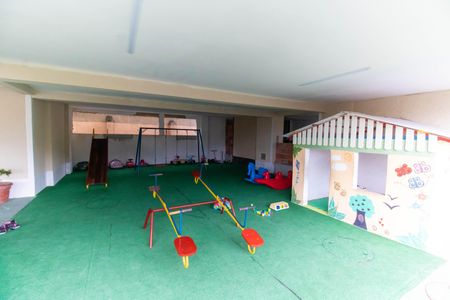 Apartamento à venda com 79m², 2 quartos e 1 vagaÁrea comum