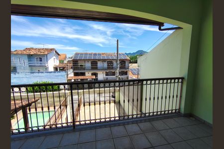 Casa à venda com 260m², 4 quartos e 2 vagasVaranda da Suíte 3