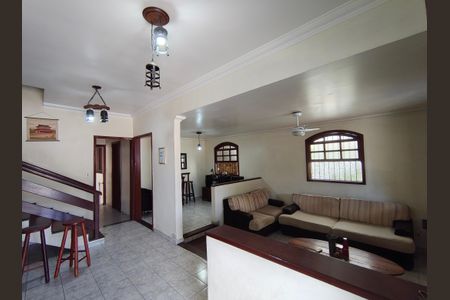 Sala de casa à venda com 4 quartos, 260m² em Taquara, Rio de Janeiro