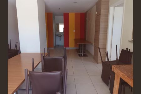 Apartamento à venda com 67m², 3 quartos e 1 vaga Apartamento à venda com 67m², 3 quartos e 1 vagaÁrea comum - Salão de festas Infantil