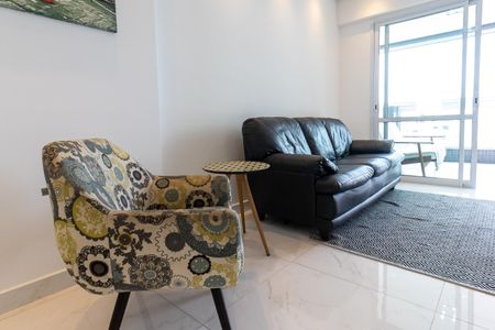 Apartamento para alugar com 116m², 3 quartos e 2 vagasDetalhe da sala