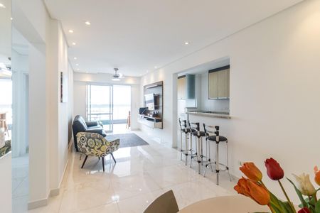 Sala de apartamento para alugar com 3 quartos, 116m² em Vila Tupi, Praia Grande