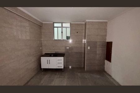 Casa para alugar com 40m², 1 quarto e sem vaga Casa para alugar com 40m², 1 quarto e sem vagaCozinha