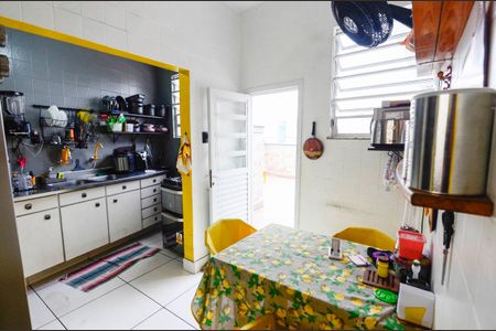 Apartamento à venda com 122m², 3 quartos e sem vagaCozinha