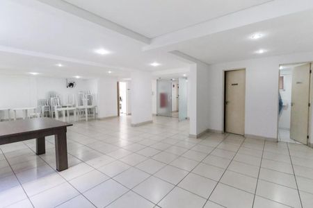 Apartamento para alugar com 55m², 2 quartos e 1 vagaSalão de Festas 
