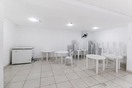 Apartamento para alugar com 55m², 2 quartos e 1 vagaSalão de Festas 