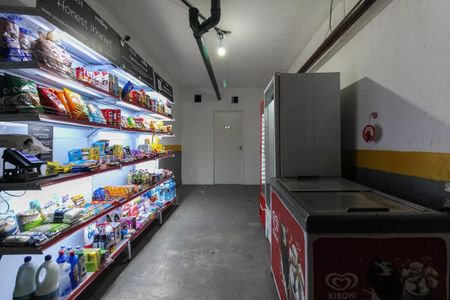 Apartamento para alugar com 55m², 2 quartos e 1 vagaMini Mercado 