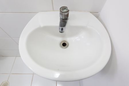 Apartamento para alugar com 55m², 2 quartos e 1 vagaBanheiro - Detalhe 