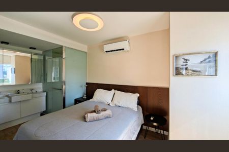 Suíte de apartamento para alugar com 1 quarto, 65m² em Funcionários, Belo Horizonte