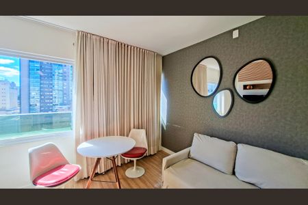 Apartamento para alugar com 65m², 1 quarto e 1 vagaSala/Cozinha