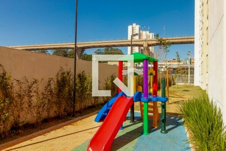 Apartamento para alugar com 33m², 2 quartos e sem vaga Apartamento para alugar com 33m², 2 quartos e sem vagaÁrea comum - Playground