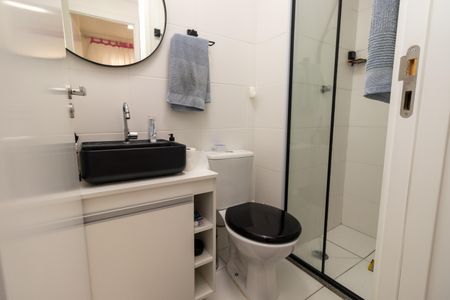 Apartamento para alugar com 33m², 2 quartos e sem vaga Apartamento para alugar com 33m², 2 quartos e sem vagaBanheiro Social