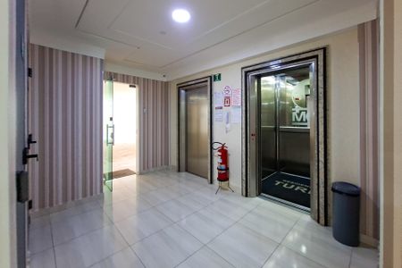 Apartamento para alugar com 72m², 2 quartos e 2 vagasHall de entrada