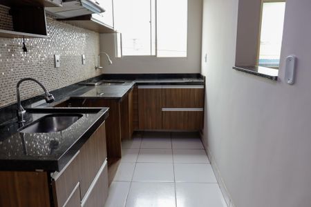 Apartamento para alugar com 48m², 2 quartos e 1 vaga Apartamento para alugar com 48m², 2 quartos e 1 vagaCozinha
