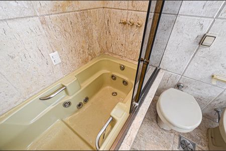 Apartamento para alugar com 430m², 3 quartos e 3 vagasBanheiro Suite