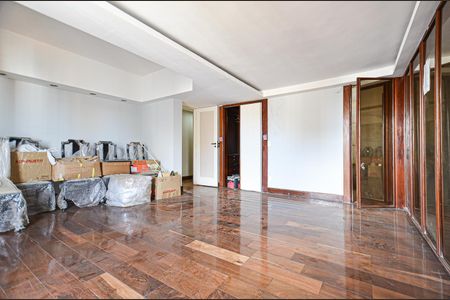 Apartamento para alugar com 430m², 3 quartos e 3 vagasSuite