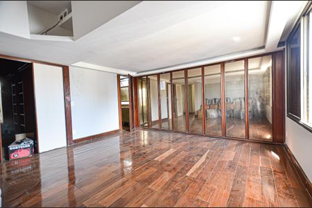 Apartamento para alugar com 430m², 3 quartos e 3 vagasSuite