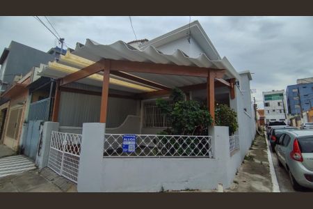 Casa para alugar com 160m², 2 quartos e 1 vagaFachada