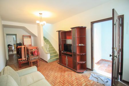 Casa para alugar com 160m², 2 quartos e 1 vagaSala