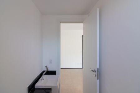 Banheiro de kitnet/studio à venda com 1 quarto, 20m² em Indianópolis, São Paulo