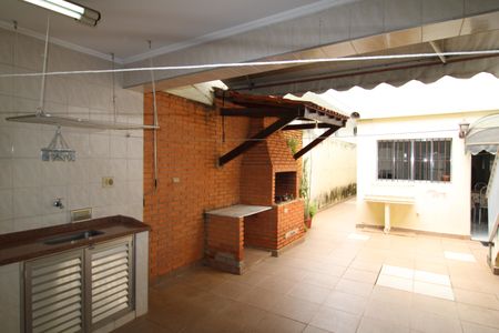 Casa à venda com 150m², 3 quartos e 2 vagasÁrea de Serviço