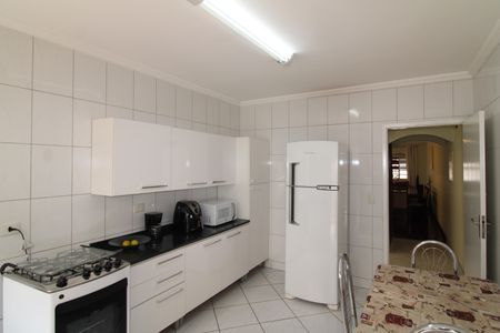 Casa à venda com 150m², 3 quartos e 2 vagasCozinha
