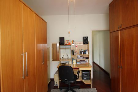 Casa à venda com 150m², 3 quartos e 2 vagasQuarto 3