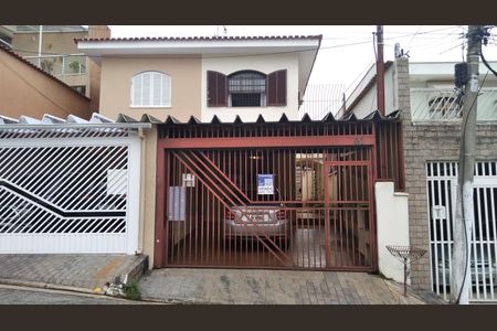 Casa à venda com 150m², 3 quartos e 2 vagasFachada