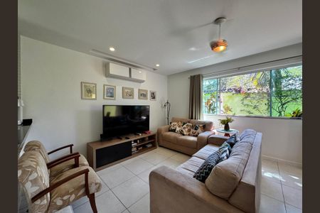 Sala de apartamento à venda com 2 quartos, 150m² em Vargem Grande, Rio de Janeiro