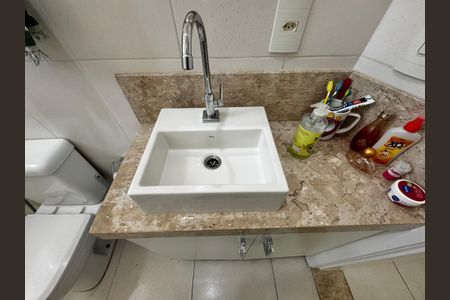 Apartamento à venda com 150m², 2 quartos e 1 vagaBanheiro Social