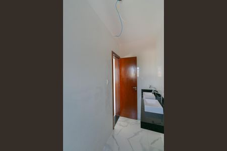 Casa à venda com 196m², 3 quartos e 4 vagas Casa à venda com 196m², 3 quartos e 4 vagasBanheiro da Suíte