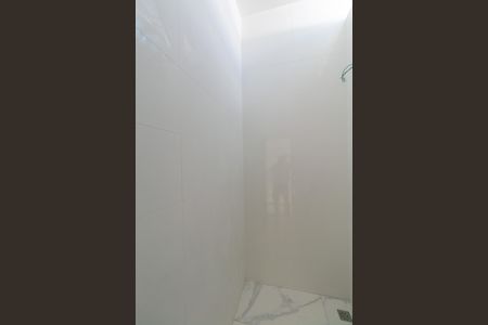 Casa à venda com 196m², 3 quartos e 4 vagas Casa à venda com 196m², 3 quartos e 4 vagasBanheiro