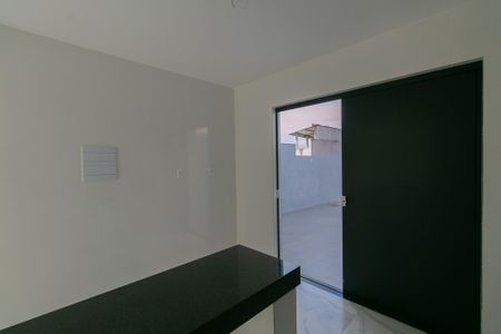Casa à venda com 196m², 3 quartos e 4 vagas Casa à venda com 196m², 3 quartos e 4 vagasCozinha